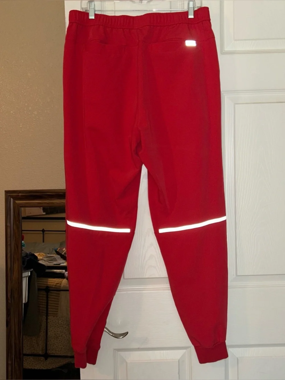 Men’s red hi-vis tansen jogger scrub pants large with reflector strips
